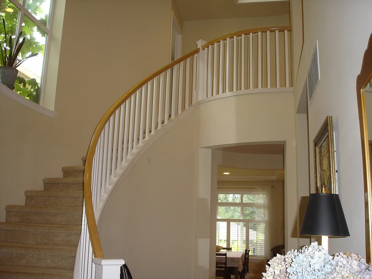 4 bed, 2.5 bath, 2460 sqft, $2,950 — Photo 4