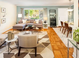 113 Independence Dr, Chestnut Hill, MA 02467