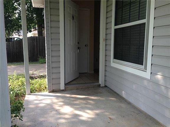 2nd image of 1306 Byers Ln