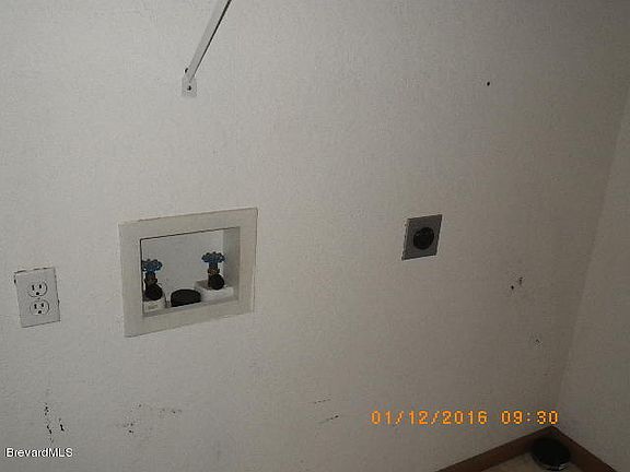 5th image of 1627 Rosetine St