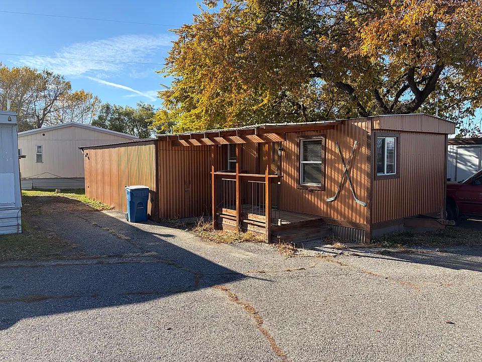2220 W Main St #24