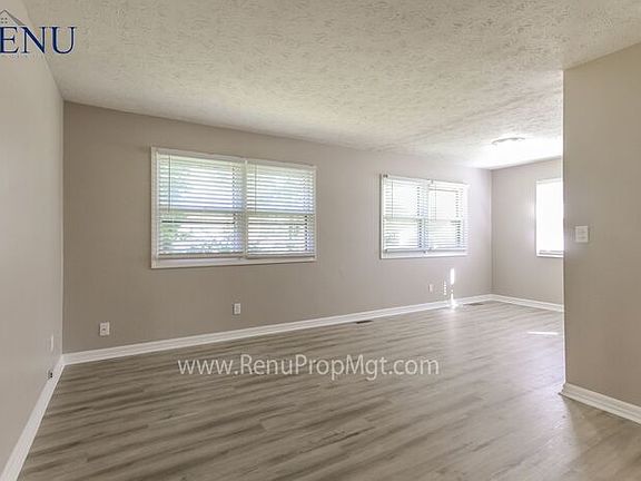 4th image of 5607 Winship Dr