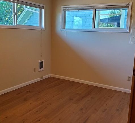 5th image of 1607 NE 26th Ave
