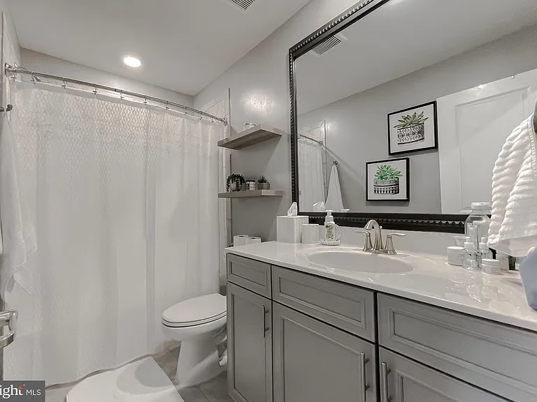 23810 Myrtle Glen Way — Photo 26