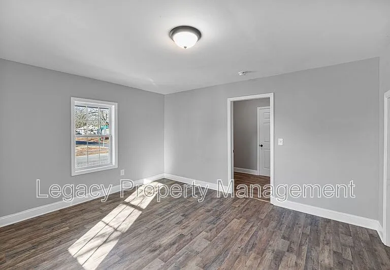 901 Branch St — Photo 10