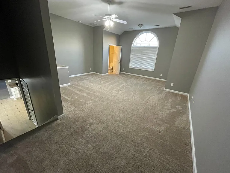 1365 Mountain Way — Photo 12