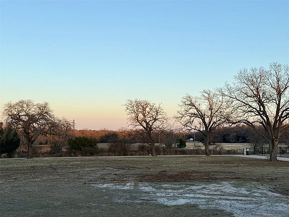 5th image of 1365 Old Decatur Rd