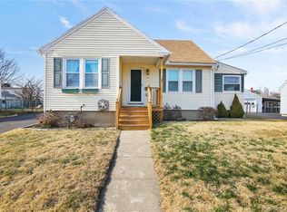 70 Kohary Dr, Milford, CT 06460