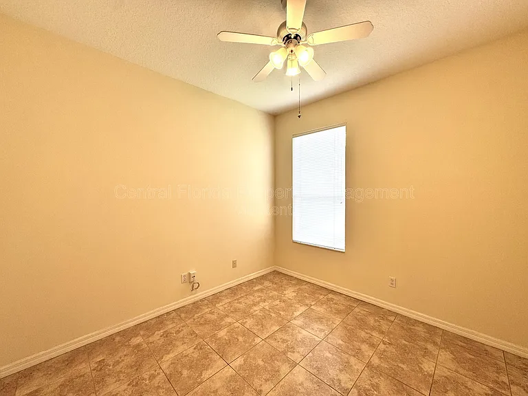 10118 Shortwood Ln — Photo 17