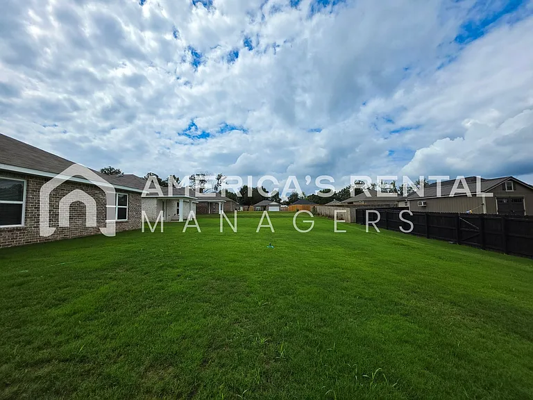 120 Jonboy Ave — Photo 38