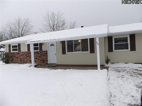 2nd image of 625 Carson Ave