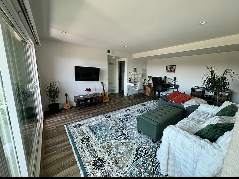 66 Via Holon #3 — Photo 3