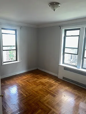 Rented by CENTURY 21 Sunny Gardens Realty, Inc. | media 17