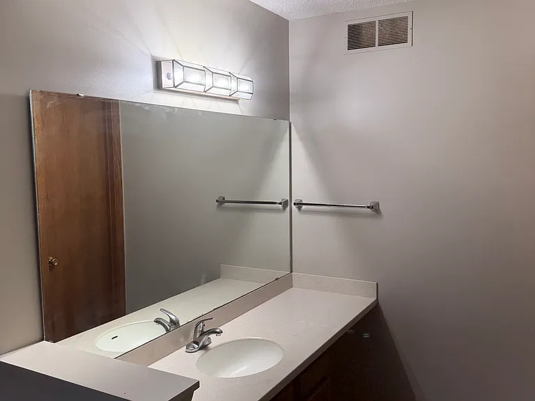 2523 Winding Way — Photo 18