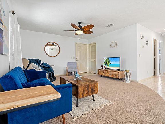 2nd image of 6622 Sunset Ave