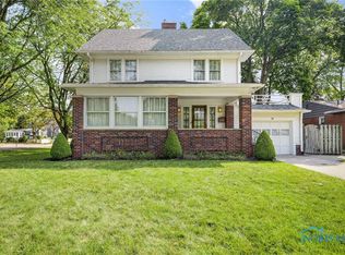 38 N 5th St, Waterville, OH 43566