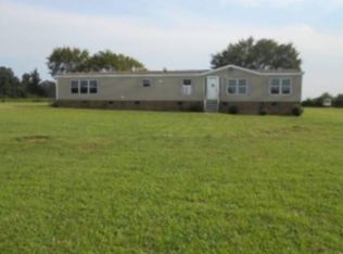 136 May Dr, Smithfield, NC 27577