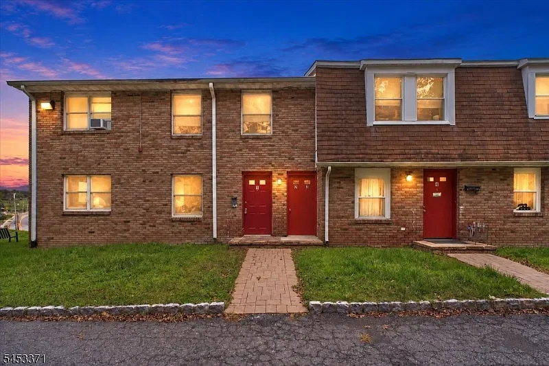 1 bed, 1.0 bath, $1,525 — Photo 4