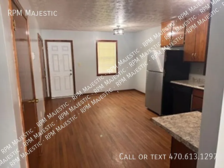 203 Toby Springs Ln — Photo 13