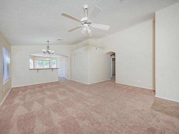 2nd image of 2721 E Catalina Ave