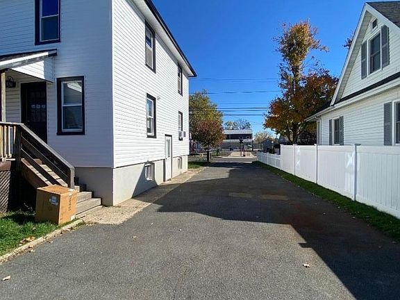 2nd image of 229 Thompson Ave Floor 2