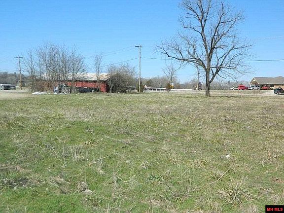 5th image of 9197 Highway 62 E