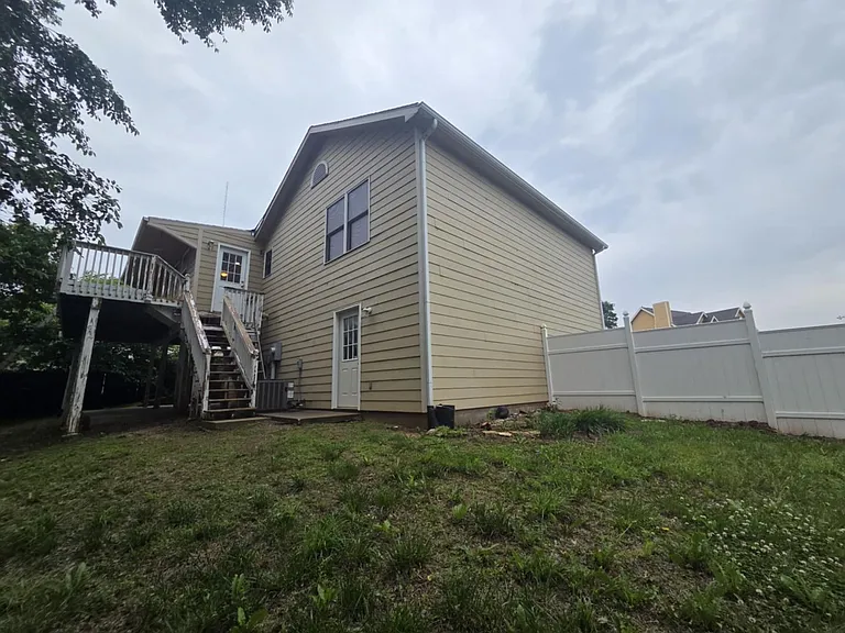 601 Tallgrass Dr — Photo 35