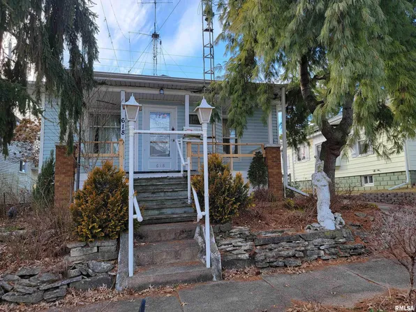 618 Baxter Ct, Canton, IL 61520