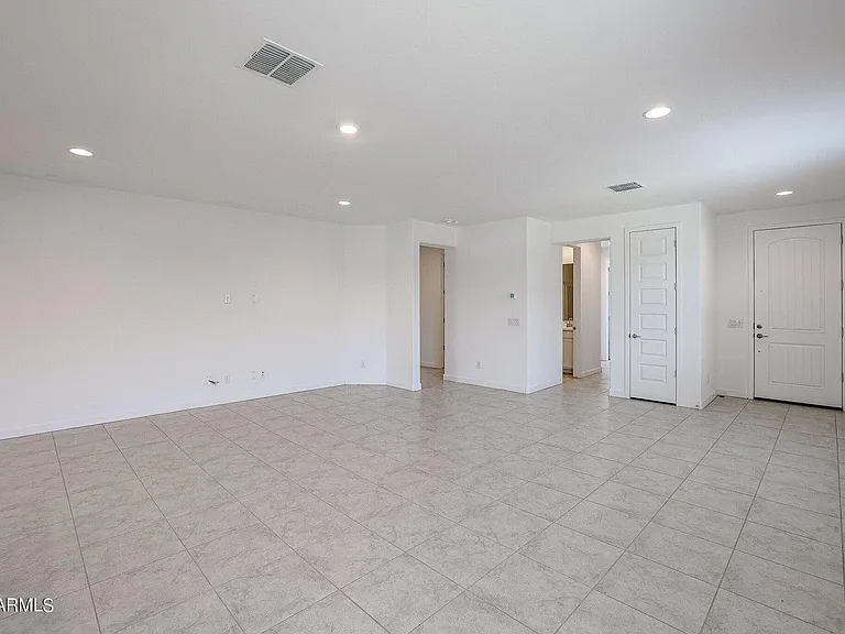 16554 W Questa Dr — Photo 5