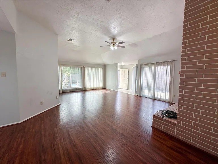 9419 Clipperwood Pl — Photo 4