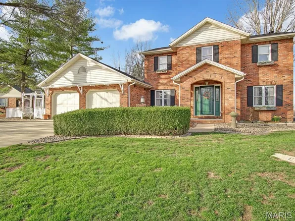 450 Paul Dr, Waterloo, IL 62298