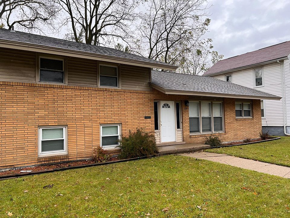 1st image of 230 Cass Ave #3