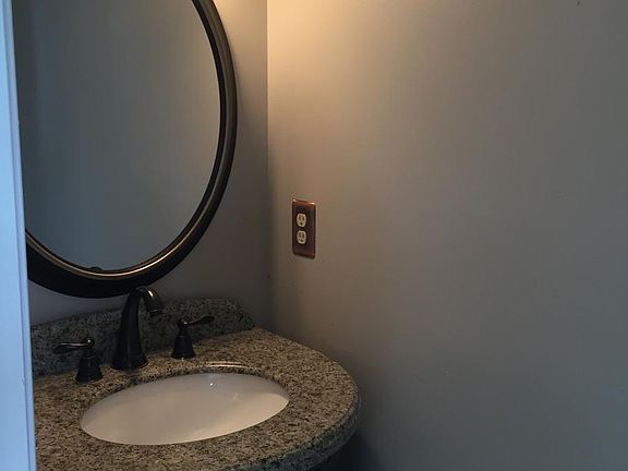 1/2 bath