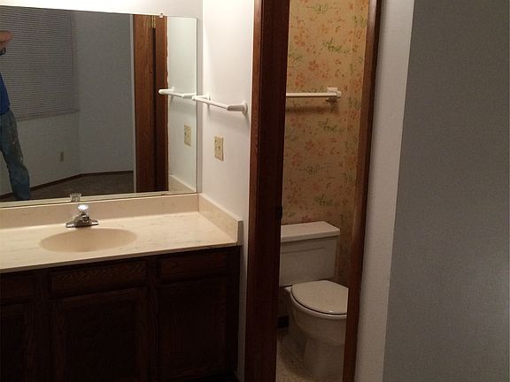 EN SUITE BATH