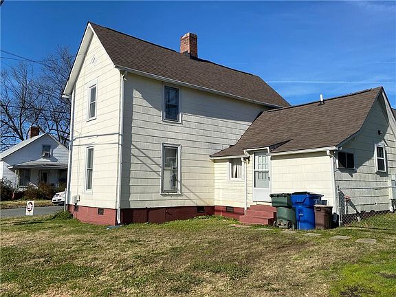 4th image of 601 N Melville St
