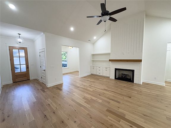 5th image of 12 Ventnor Dr