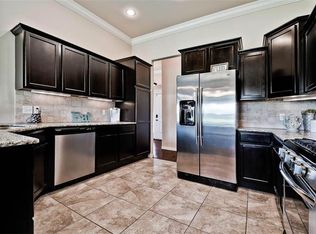 870 Iroquois Dr, Prairie Grove, AR 72753