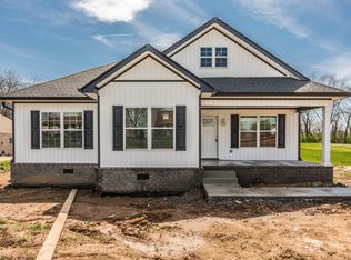 209 Corum Hill Rd, Castalian Springs, TN 37031