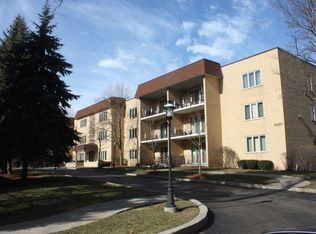 6050 W Eastwood Ave APT 106, Chicago, IL 60630