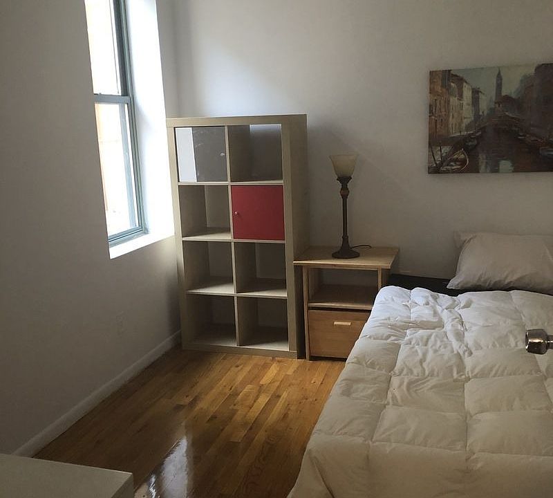 2nd image of 247 W 63rd St APT 6G