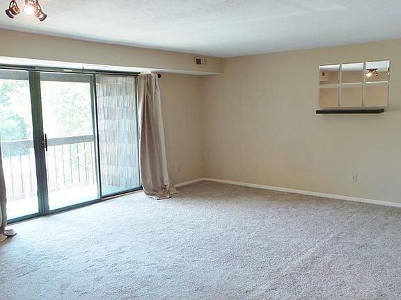5th image of 9701 Sunrise Blvd Unit L-34