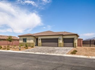 110 E Pioneer Range Ave, Pahrump, NV 89060
