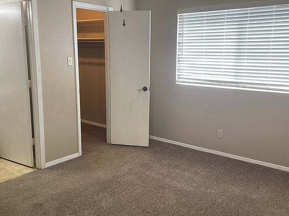 5th image of 7413 Farm Field Ct
