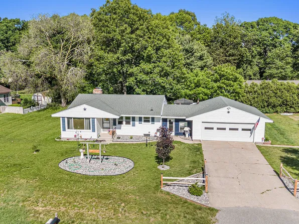 3942 Swanson Ln, Muskegon, MI 49444