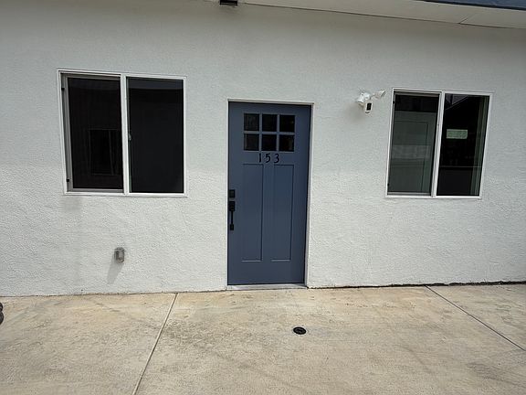 2nd image of 151 E 47th St #153
