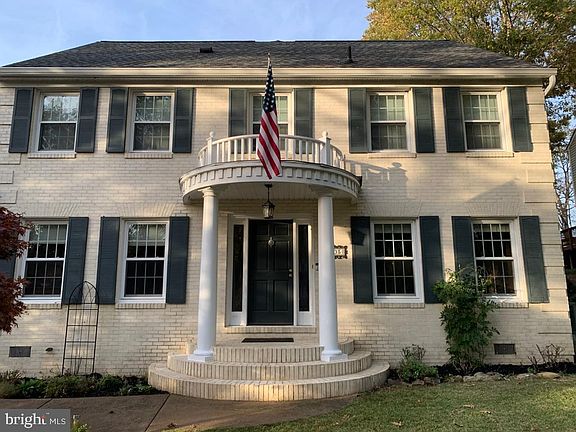 3rd image of 3803 Aquia Dr