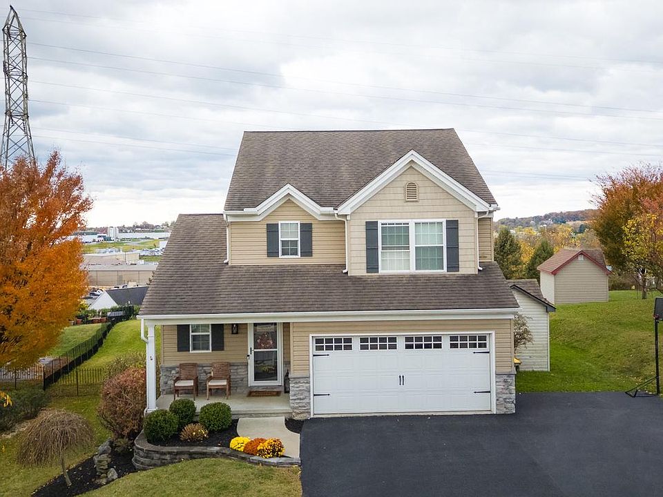 1st image of 9 Circle Rock Dr