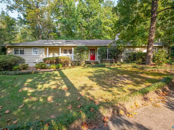 208 Claremont Dr, Gadsden, AL 35901