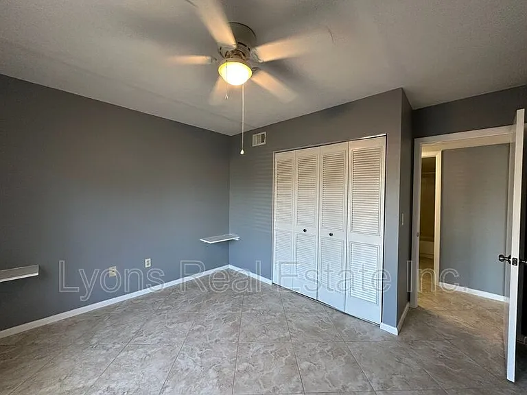 4701 Lakeside Club Blvd #10 — Photo 12