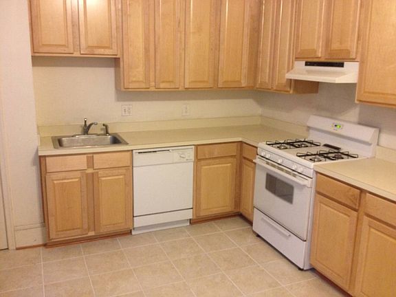 5th image of 2016 Connecticut Ave NW #3F